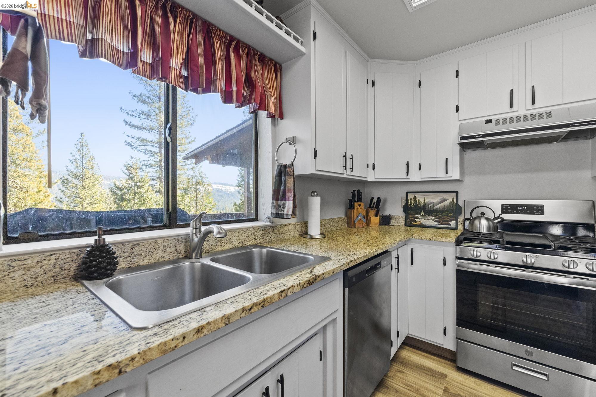 29803 West Mono Road Long Barn, CA 95335 - Photo 11 of 51