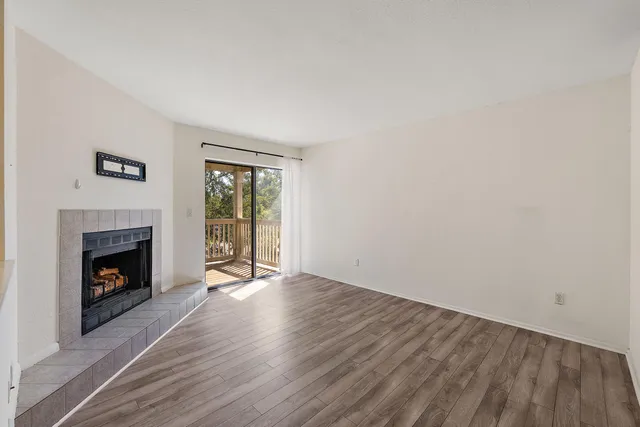 $1,895 | 1481 Center Street, Unit 1303, Mount Pleasant, SC 29464