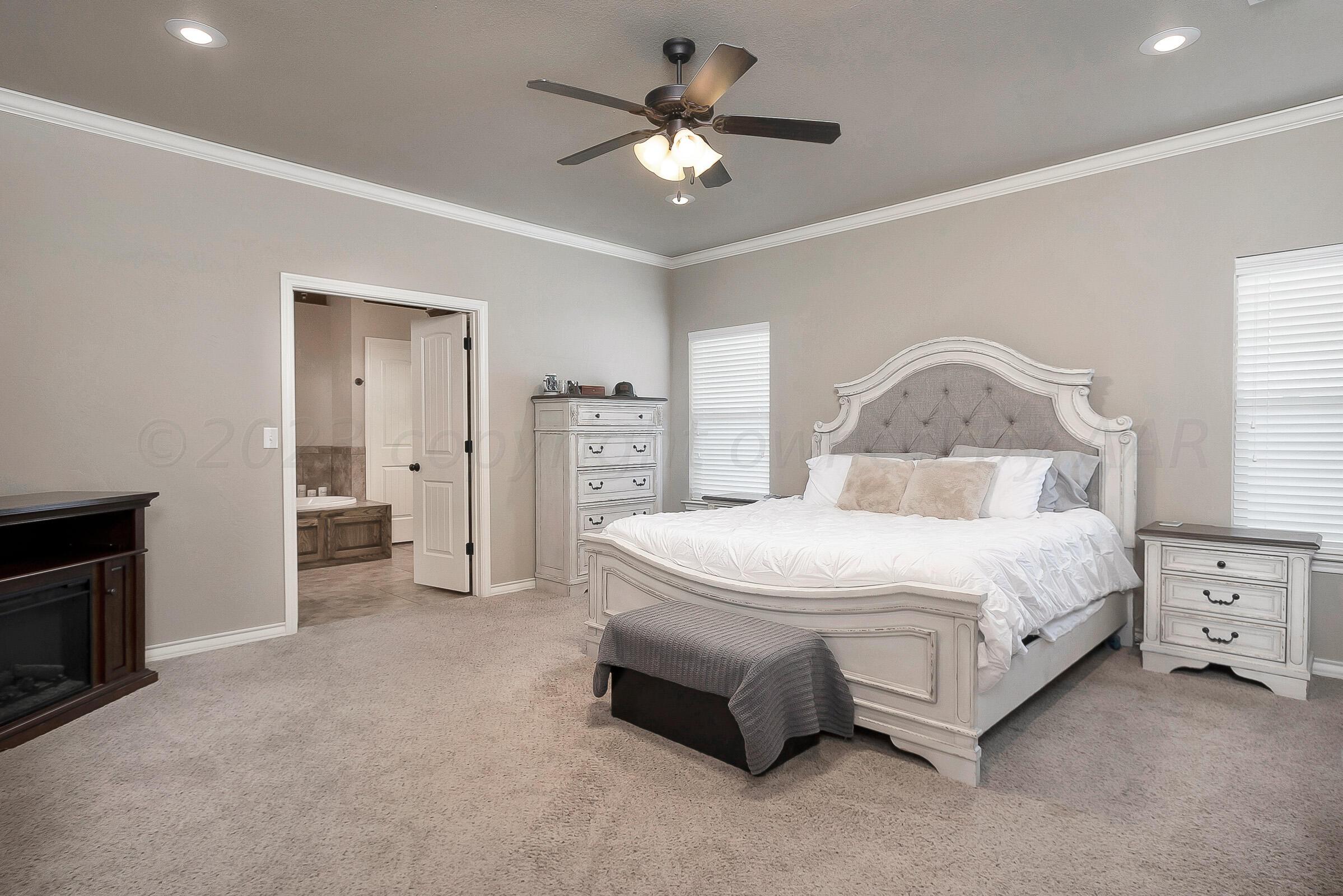18351 Hidden Springs Road Amarillo, TX 79124 - Photo 13 of 33 015_Master Bedroom