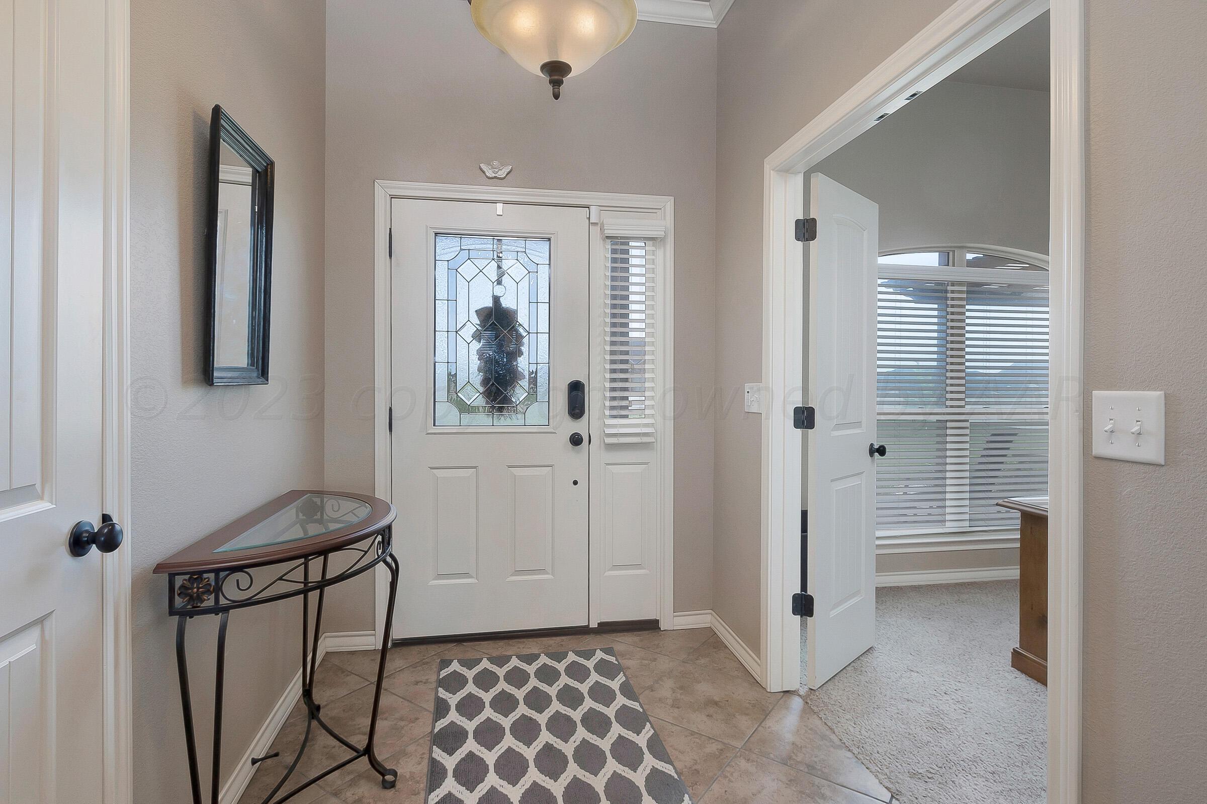 18351 Hidden Springs Road Amarillo, TX 79124 - Photo 26 of 33 005_Foyer