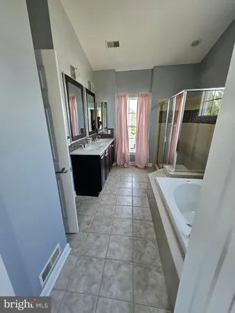 $649,900 | 14 Meridian Boulevard, Bear, DE 19701