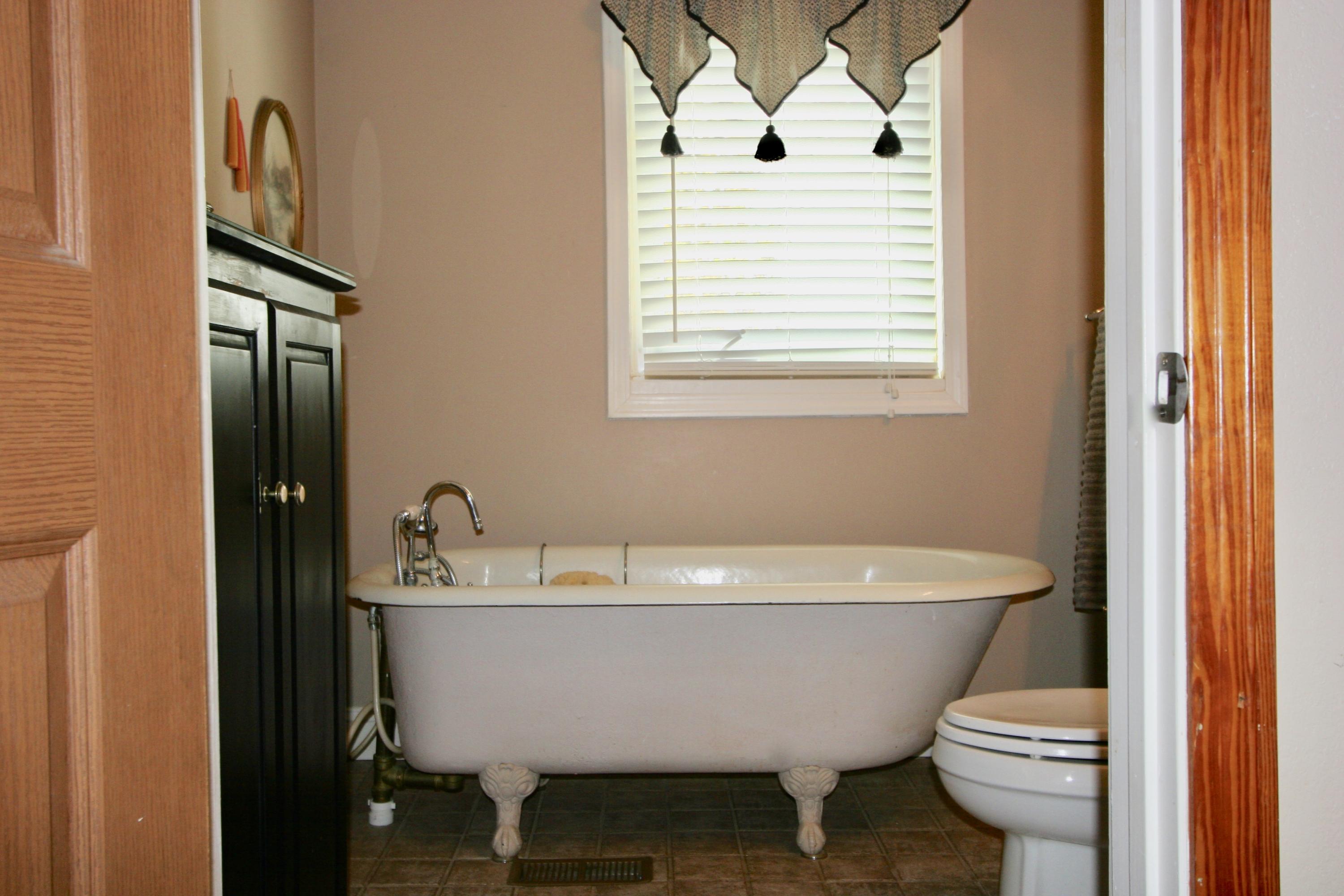 122 Coleman Road Madisonville, TN 37354 - Photo 16 of 40 fullsizeoutput_a70
