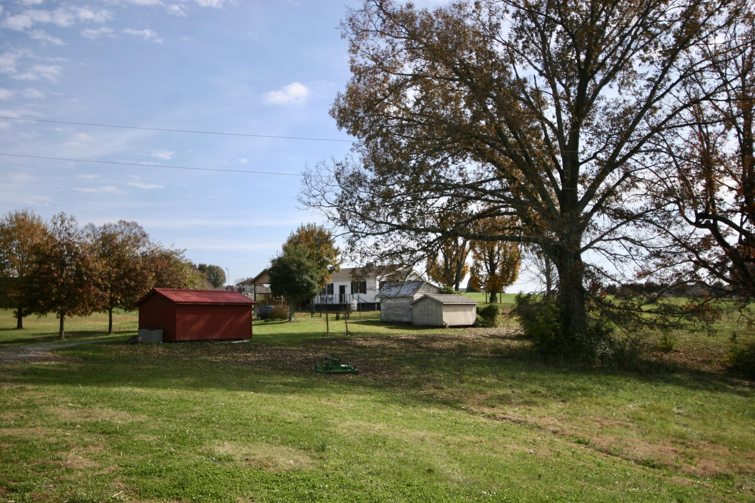 122 Coleman Road Madisonville, TN 37354 - Photo 20 of 40 fullsizeoutput_a40