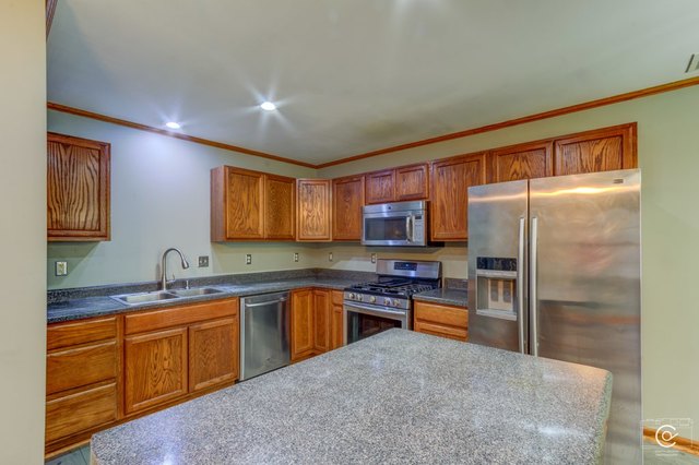 662 South Peace Road, Unit 662 Sycamore, IL 60178 - Photo 4 of 20