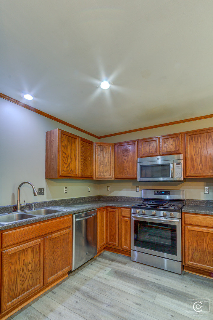 662 South Peace Road, Unit 662 Sycamore, IL 60178 - Photo 5 of 20