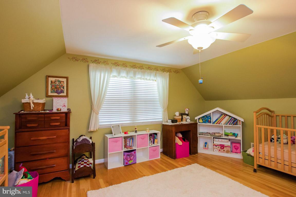 6217 Chesworth Road Catonsville, MD 21228 - Photo 18 of 22 Bedroom