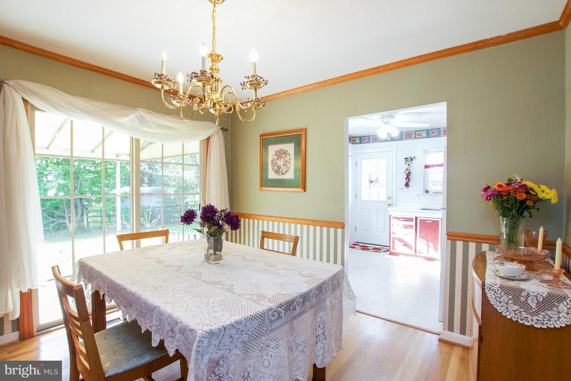 6217 Chesworth Road Catonsville, MD 21228 - Photo 6 of 22 Dining Room