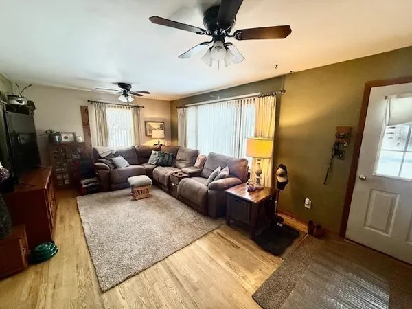 $119,900 | 320 West 3rd Street, Morton, MN 56270