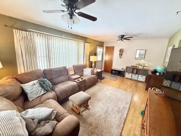 $119,900 | 320 West 3rd Street, Morton, MN 56270