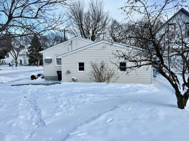 $124,900 | 320 West 3rd Street, Morton, MN 56270
