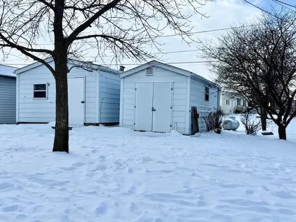 $119,900 | 320 West 3rd Street, Morton, MN 56270