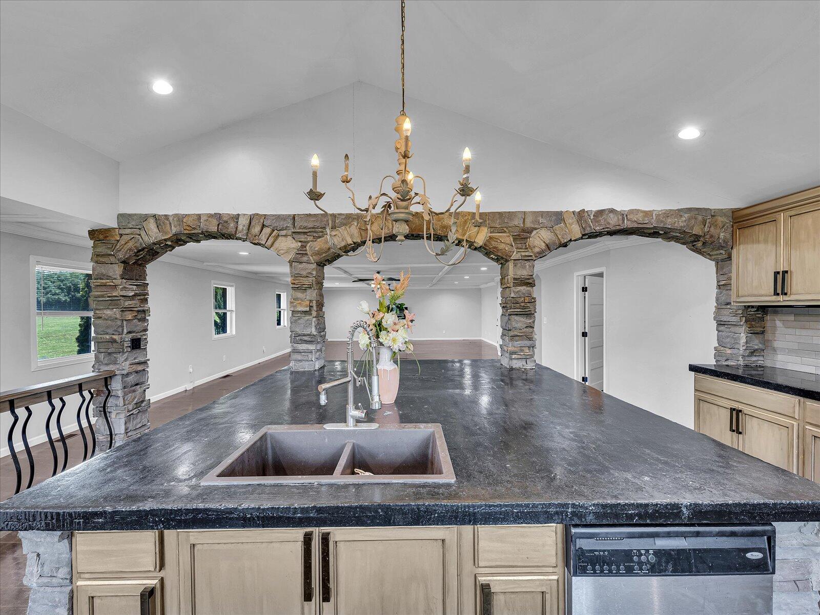 3846 Morganton Road Maryville, TN 37801 - Photo 13 of 30 13
