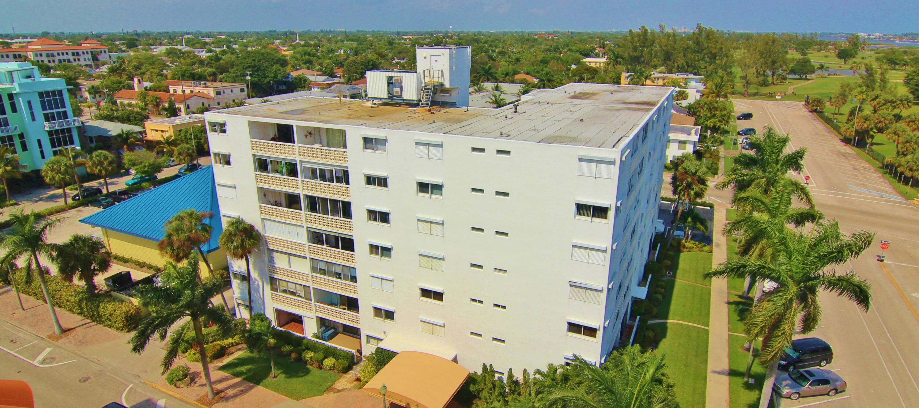 1 North Golfview Road, Unit 601 Lake Worth Beach, FL 33460 - Photo 32 of 51 a picture of city view