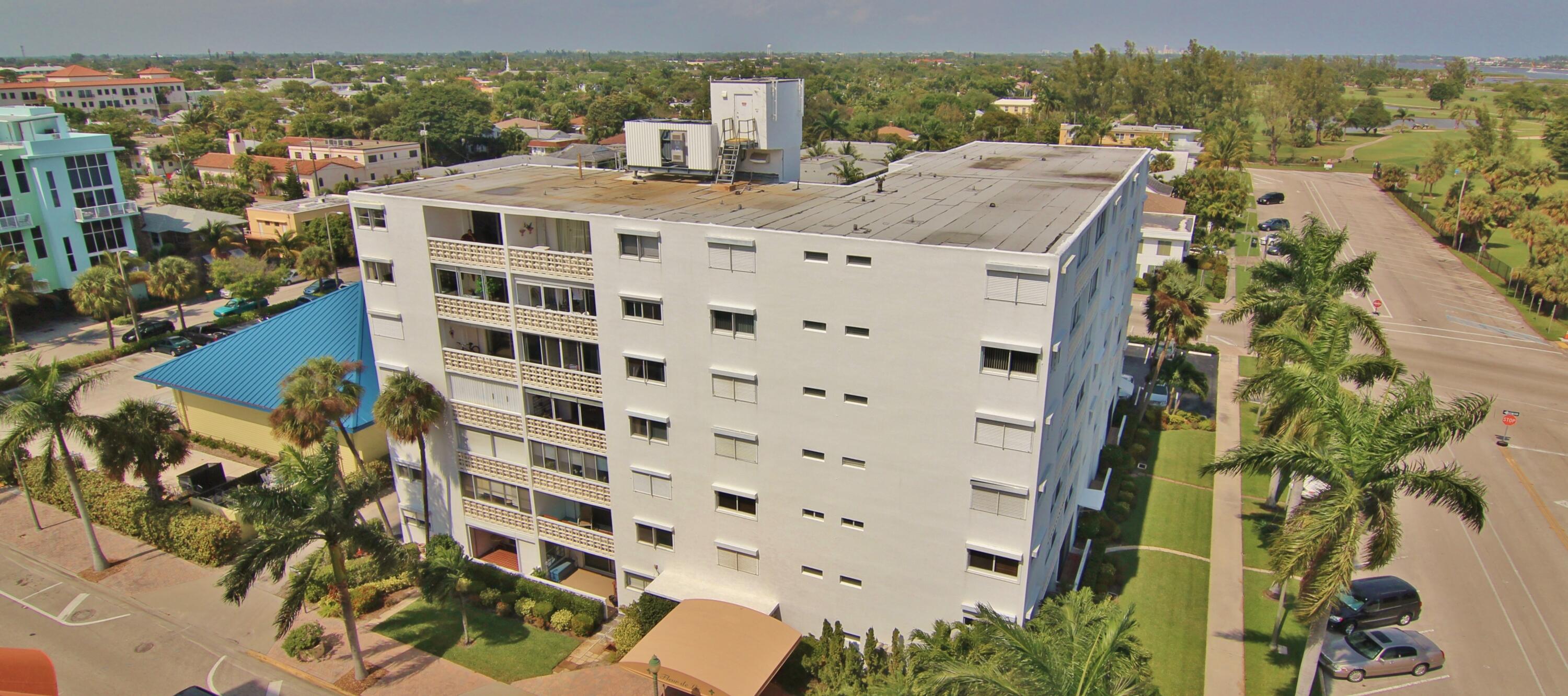 1 North Golfview Road, Unit 601 Lake Worth Beach, FL 33460 - Photo 33 of 51 a picture of city view