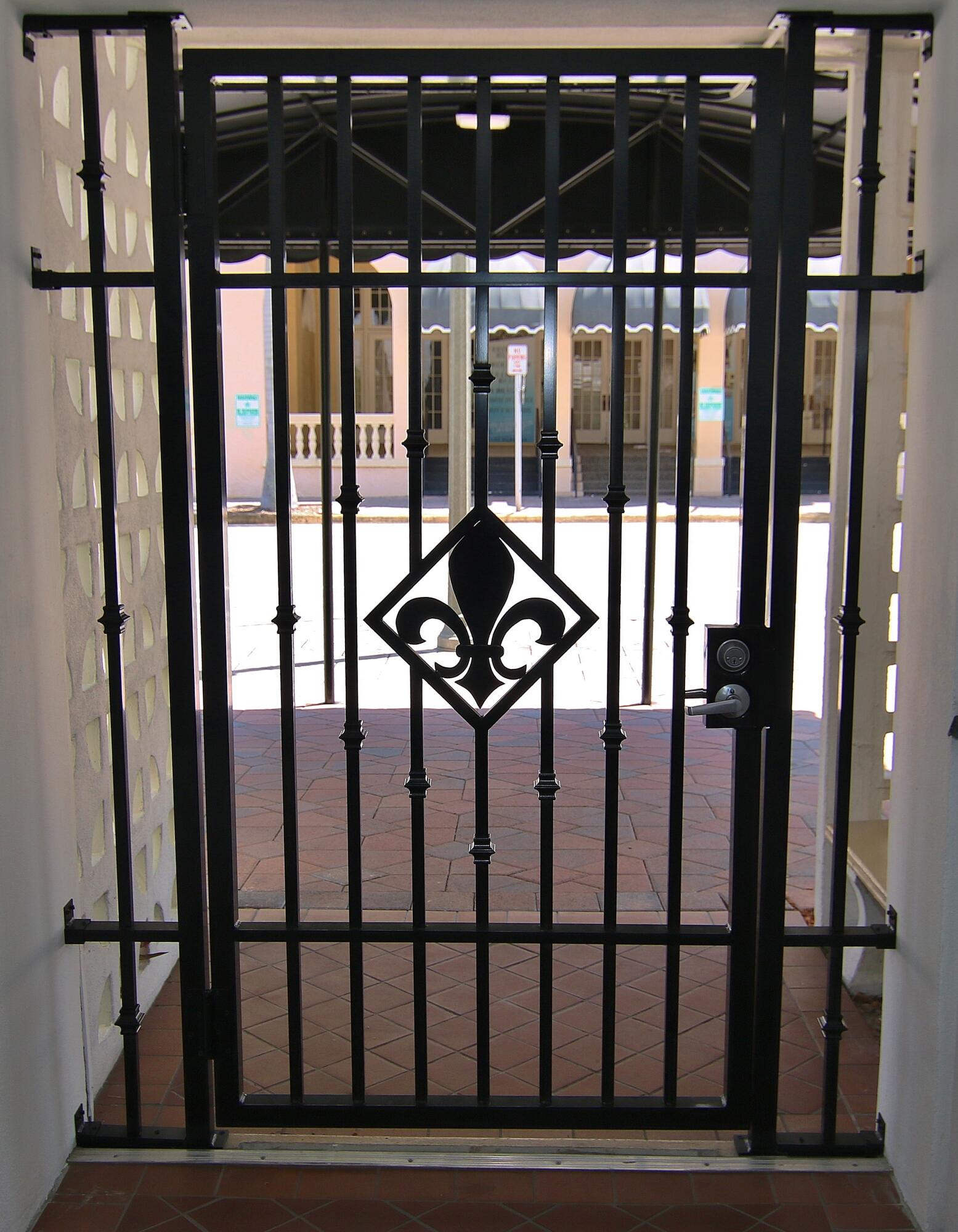 1 North Golfview Road, Unit 601 Lake Worth Beach, FL 33460 - Photo 40 of 51 a view of a glass door