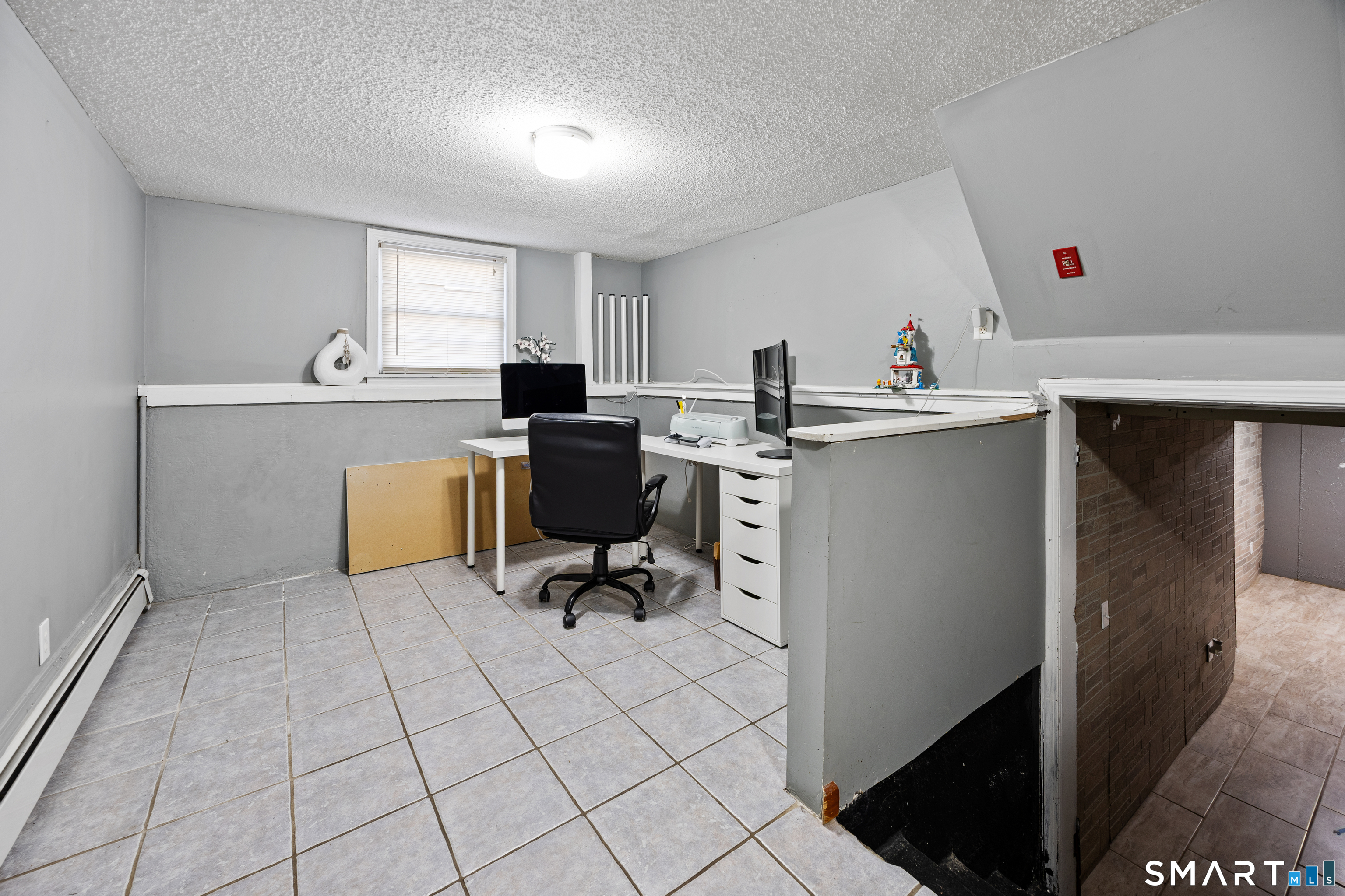 181 Decicco Road Waterbury, CT 06705 - Photo 18 of 30