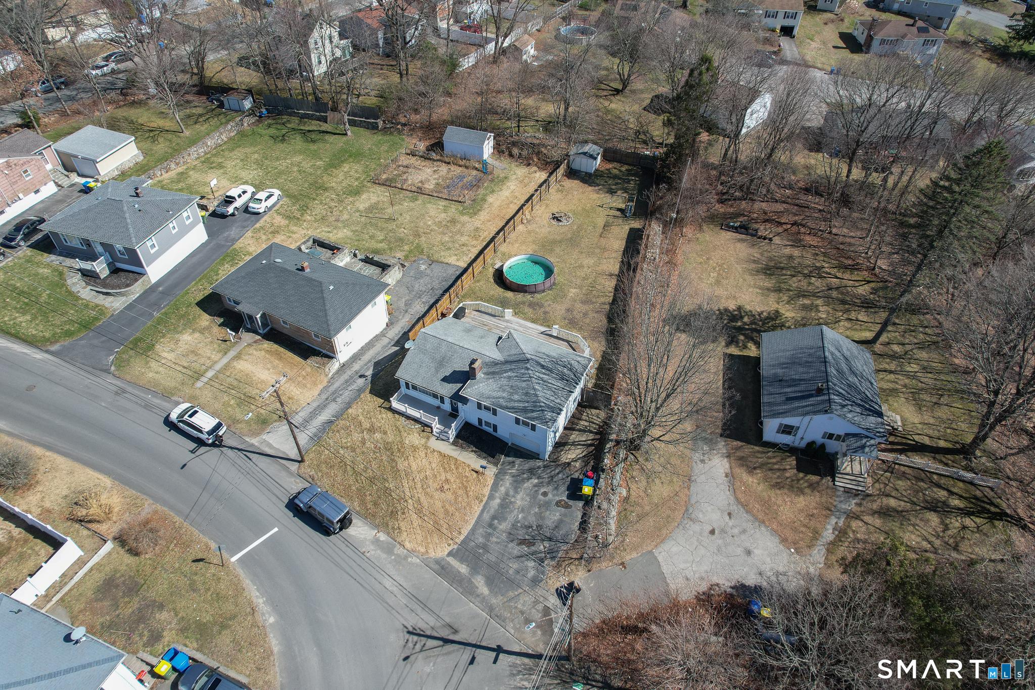 181 Decicco Road Waterbury, CT 06705 - Photo 23 of 30