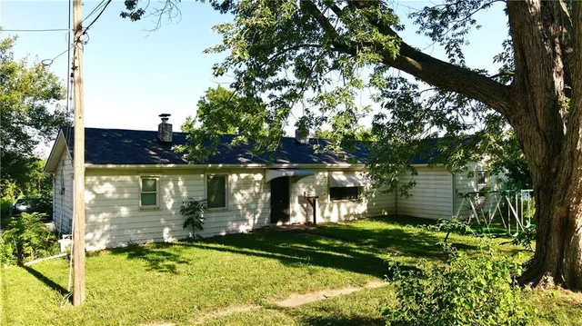 $300,000 | 1117 South 55th Street, Kansas City, KS 66106