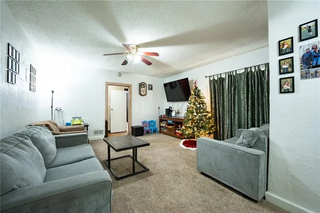 $300,000 | 1117 South 55th Street, Kansas City, KS 66106