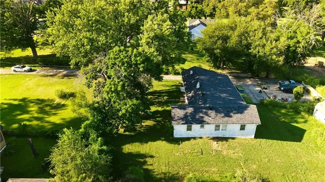 $300,000 | 1117 South 55th Street, Kansas City, KS 66106