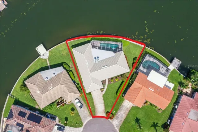 $1,200,000 | 1911 Michigan Avenue Northeast, St. Petersburg, FL 33703