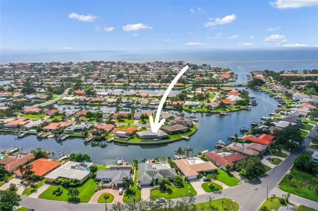 $1,200,000 | 1911 Michigan Avenue Northeast, St. Petersburg, FL 33703