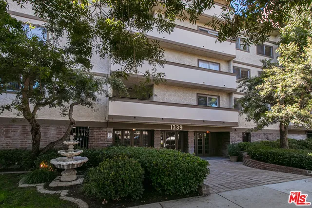 $2,995 | 1339 North Columbus Avenue, Unit 304, Glendale, CA 91202