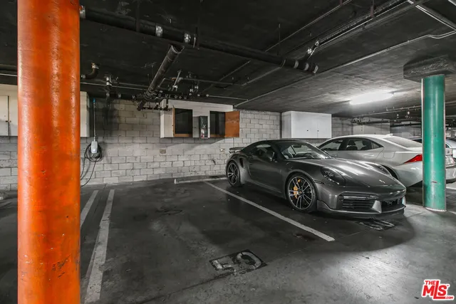 $2,995 | 1339 North Columbus Avenue, Unit 304, Glendale, CA 91202