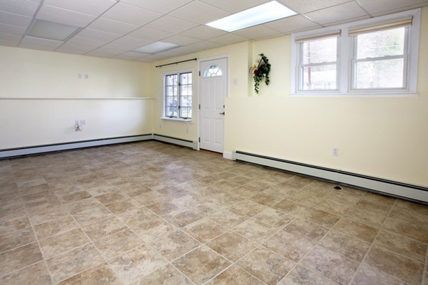 5 Carter Road Burlington, MA 01803 - Photo 8 of 10 Gallery Image 8