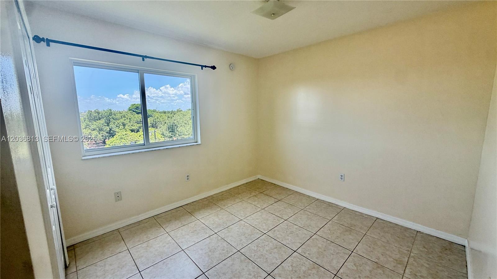2415 Northwest 16th St Road, Unit 6031 Miami, FL 33125 - Photo 14 of 27