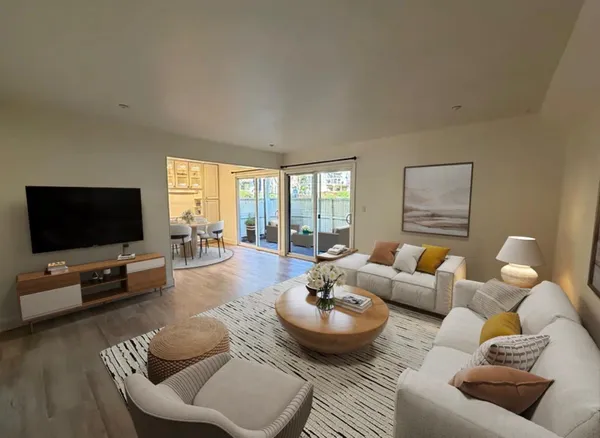 $299,500 | 6241 Riverside Boulevard, Unit 112, Sacramento, CA 95831