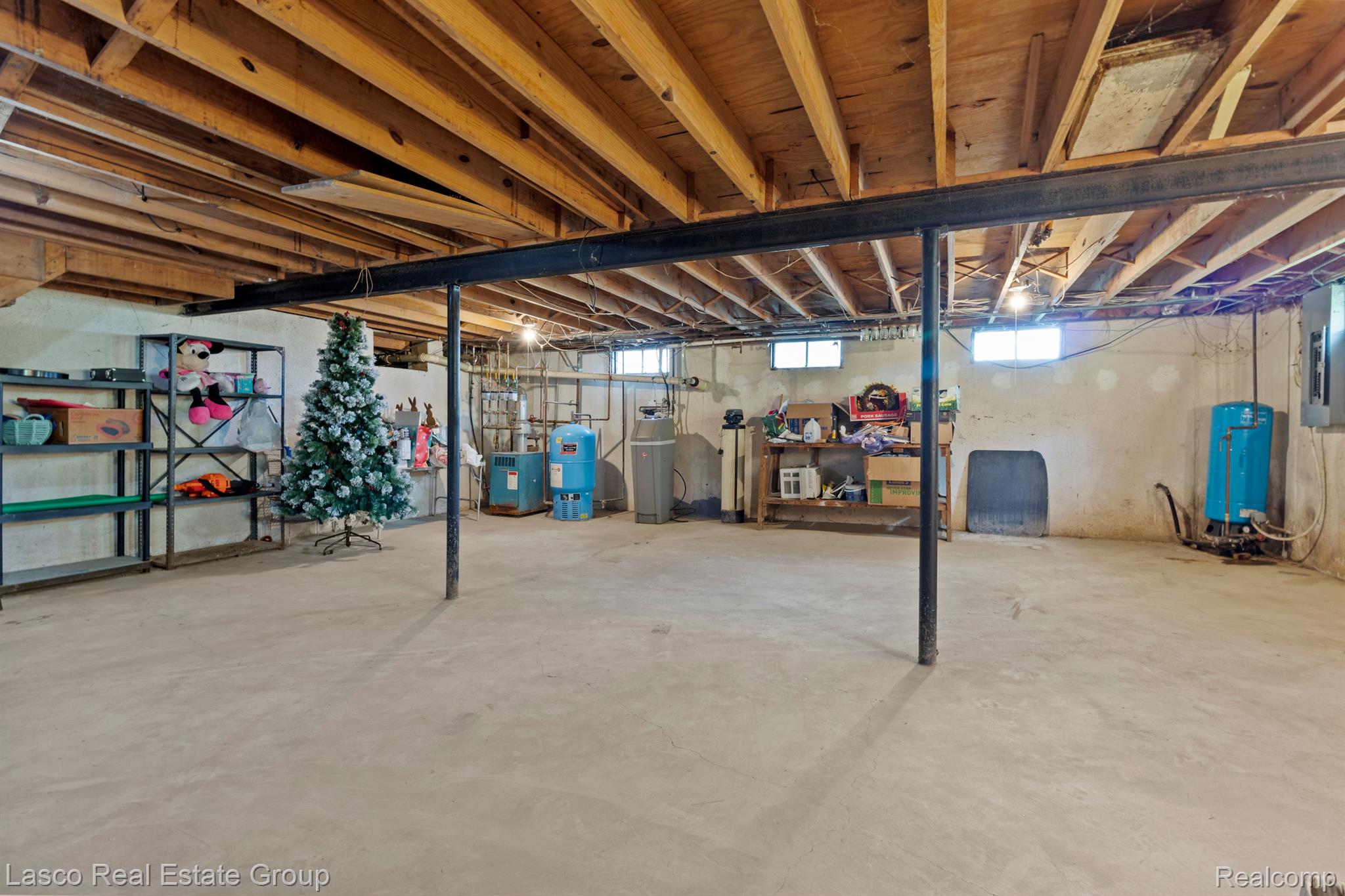 6090 Munsell Road Howell, MI 48843 - Photo 25 of 57 Gallery Image 25