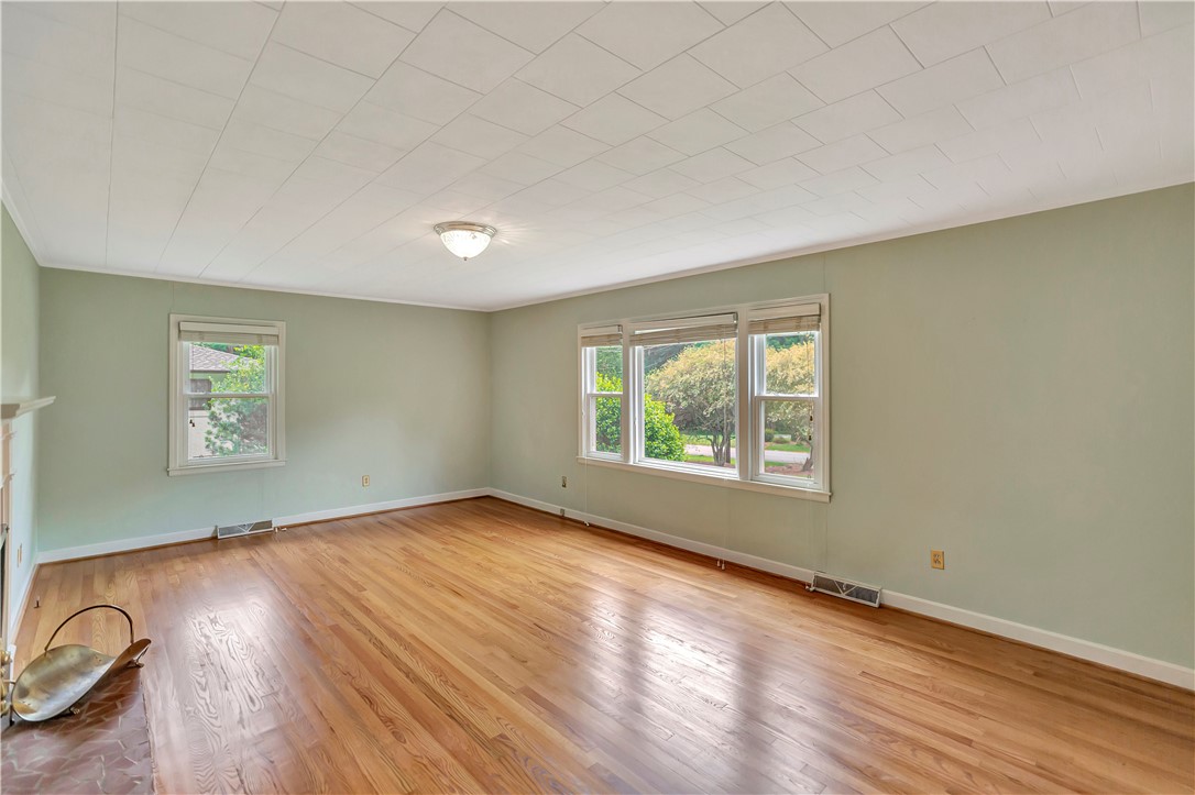 209 Brook Street Clemson, SC 29631 - Photo 10 of 37