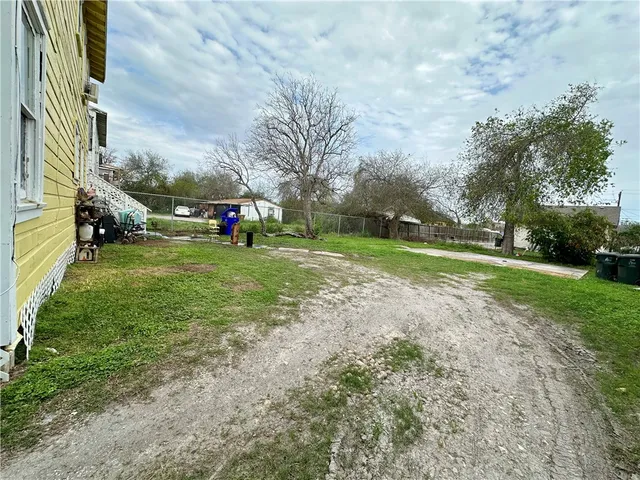 $150,000 | 1646-1648 18th Street, Corpus Christi, TX 78404