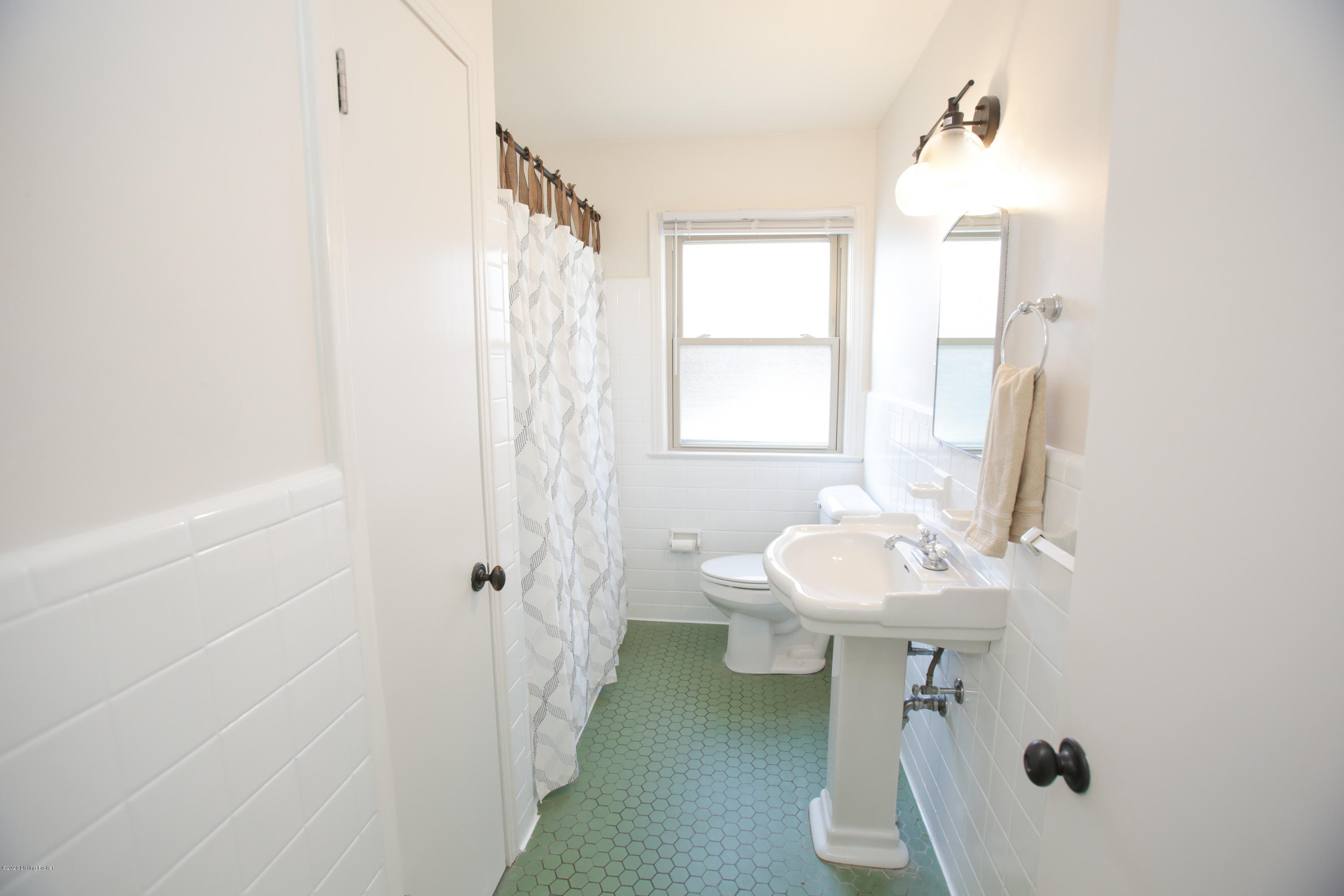 322 Brunswick Road Louisville, KY 40207 - Photo 25 of 48 brunswick131