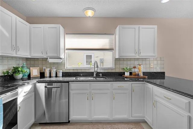 $445,000 | 1503 Lavaca Lane, The Villages, FL 32159