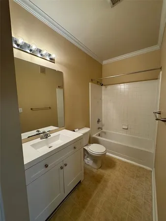 $1,600 | 18575 Bridle Club Drive, Tampa, FL 33647