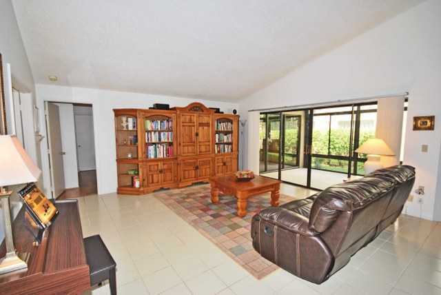 23305 Water Circle Boca Raton, FL 33486 - Photo 3 of 25 Additional Photo