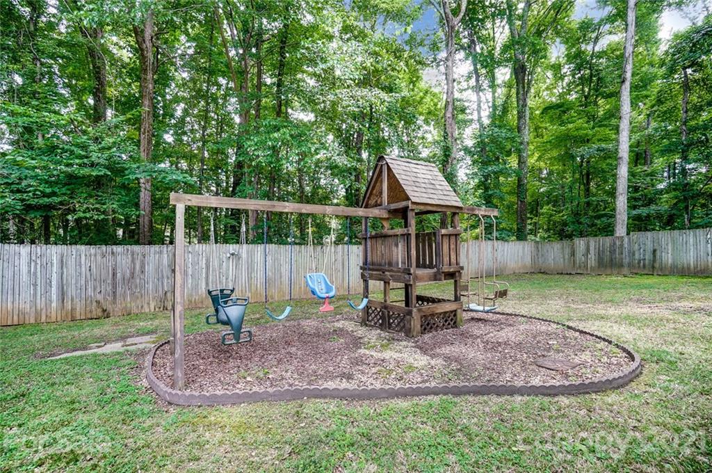 12285 Hartwood Road Midland, NC 28107 - Photo 29 of 33 Gallery Image 29