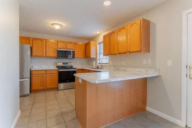 $269,900 | 700 Woodall Drive, Evansville, IN 47711