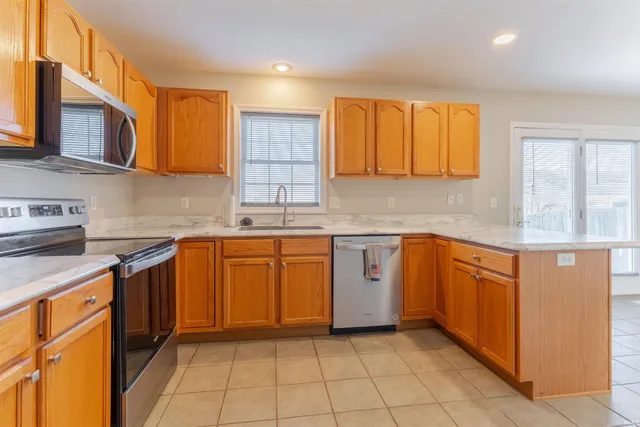 $269,900 | 700 Woodall Drive, Evansville, IN 47711