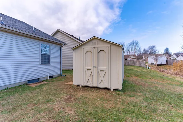 $269,900 | 700 Woodall Drive, Evansville, IN 47711