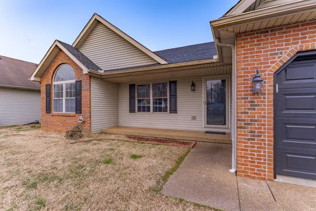 $269,900 | 700 Woodall Drive, Evansville, IN 47711