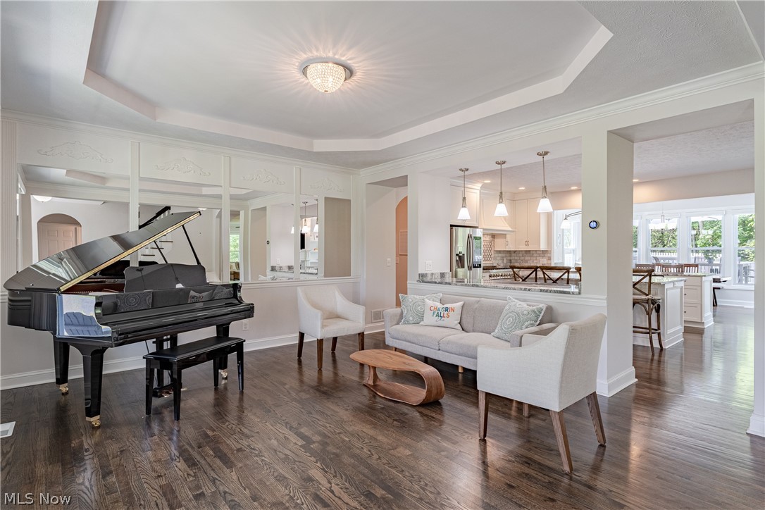 1466 Bell Road Chagrin Falls, OH 44022 - Photo 8 of 50 Gallery Image 8