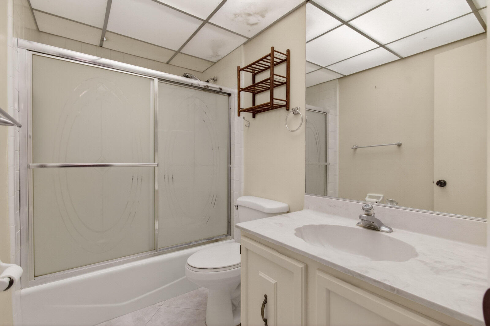 3951 Northeast 19th Road, Unit 1701 Pompano Beach, FL 33064 - Photo 47 of 82 a bathroom with a sink toilet and shower