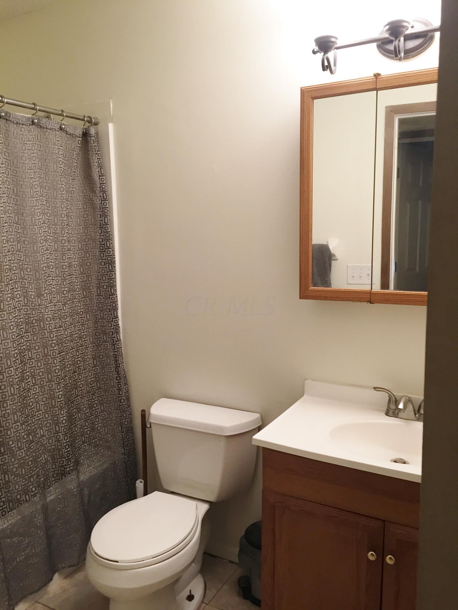 2501 Thimbleberry Road Columbus, OH 43207 - Photo 19 of 22 Gallery Image 19