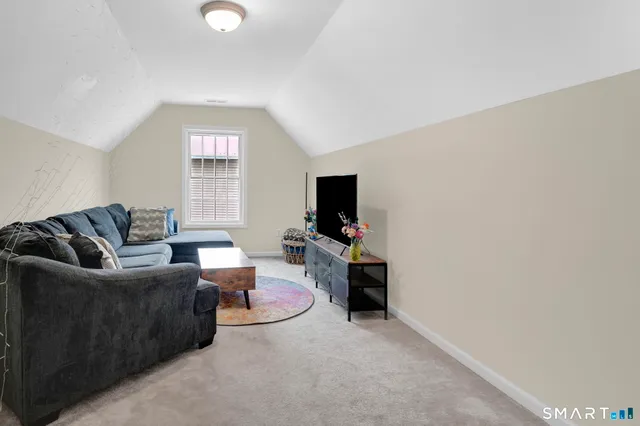 $349,900 | 12 Elizabeth Lane, Unit 12, Vernon, CT 06066