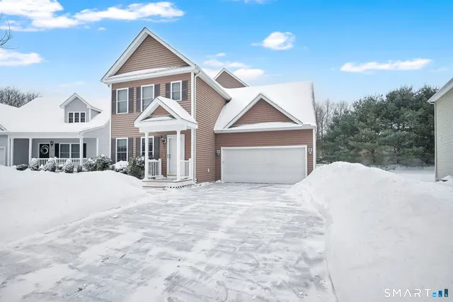 $349,900 | 12 Elizabeth Lane, Unit 12, Vernon, CT 06066