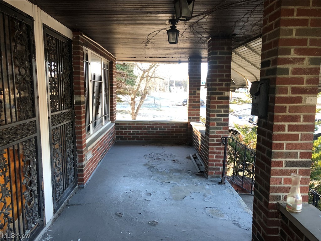 1029 Lakeview Road Cleveland, OH 44108 - Photo 18 of 22 View of terrace with covered porch and ceiling fan