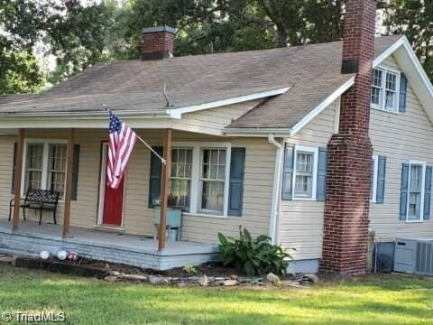 3066 Greenhill Road Snow Camp, NC 27349 - Photo 3 of 18 Gallery Image 3